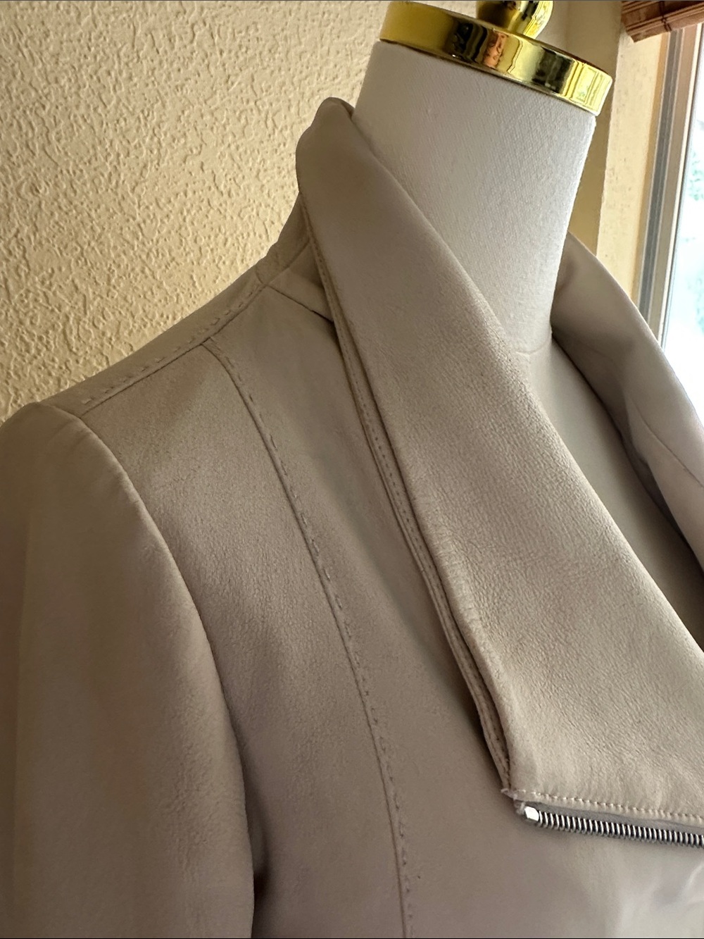 Vince Beige Asymmetrical Multiway Zip Leather Jacket - Picture 5 of 16
